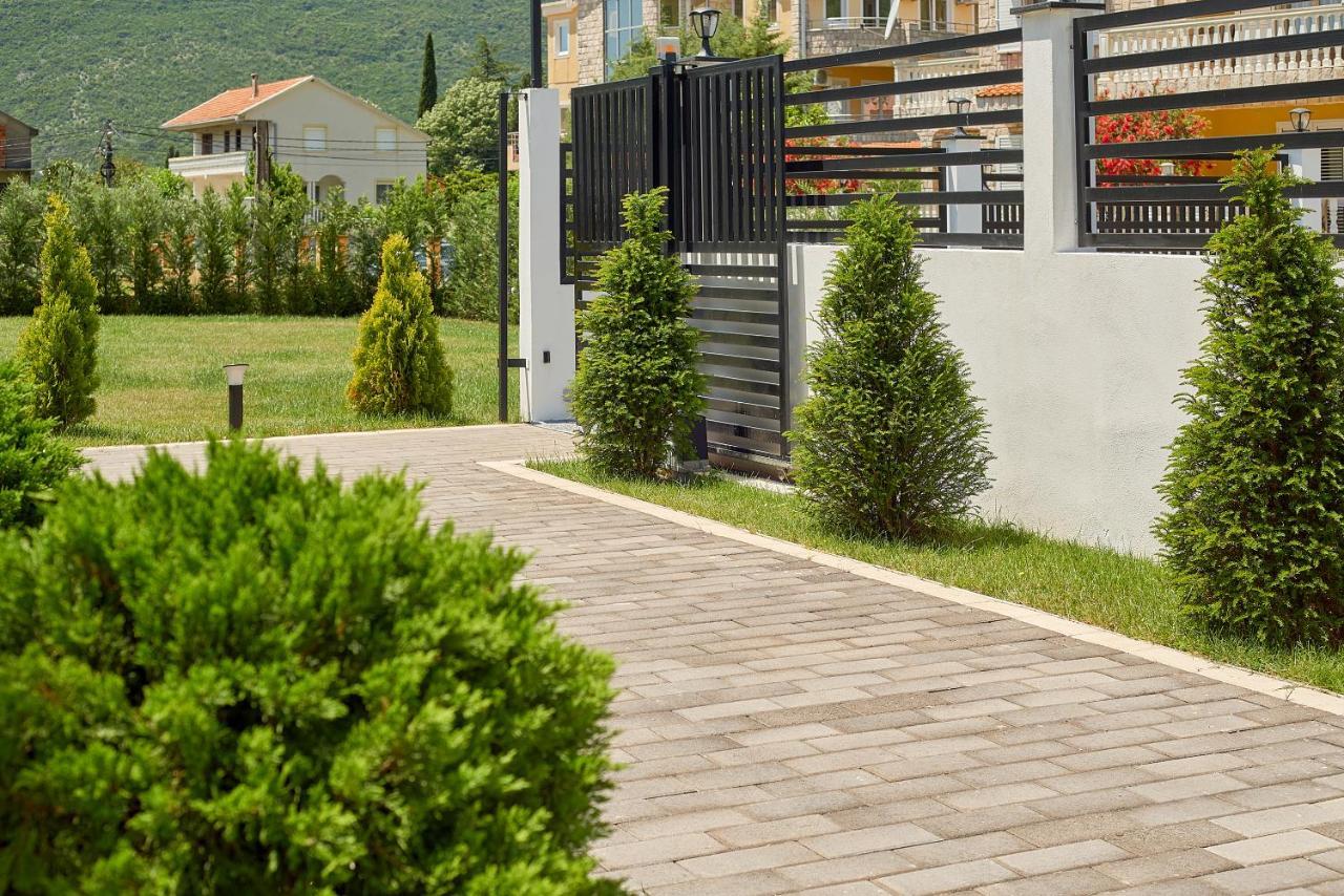 Georgiy Lux Apartments Lastva Grbaljska Екстериор снимка