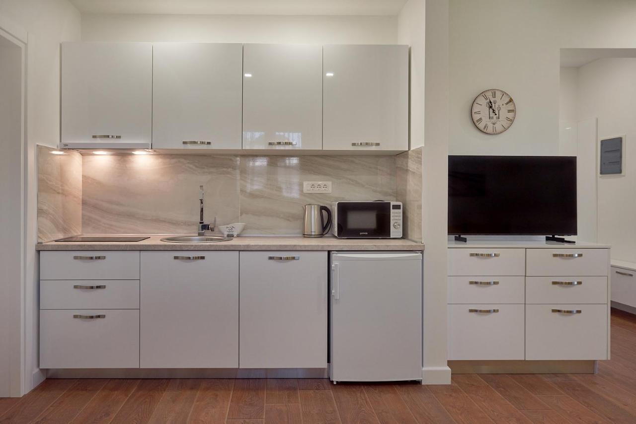 Georgiy Lux Apartments Lastva Grbaljska Екстериор снимка