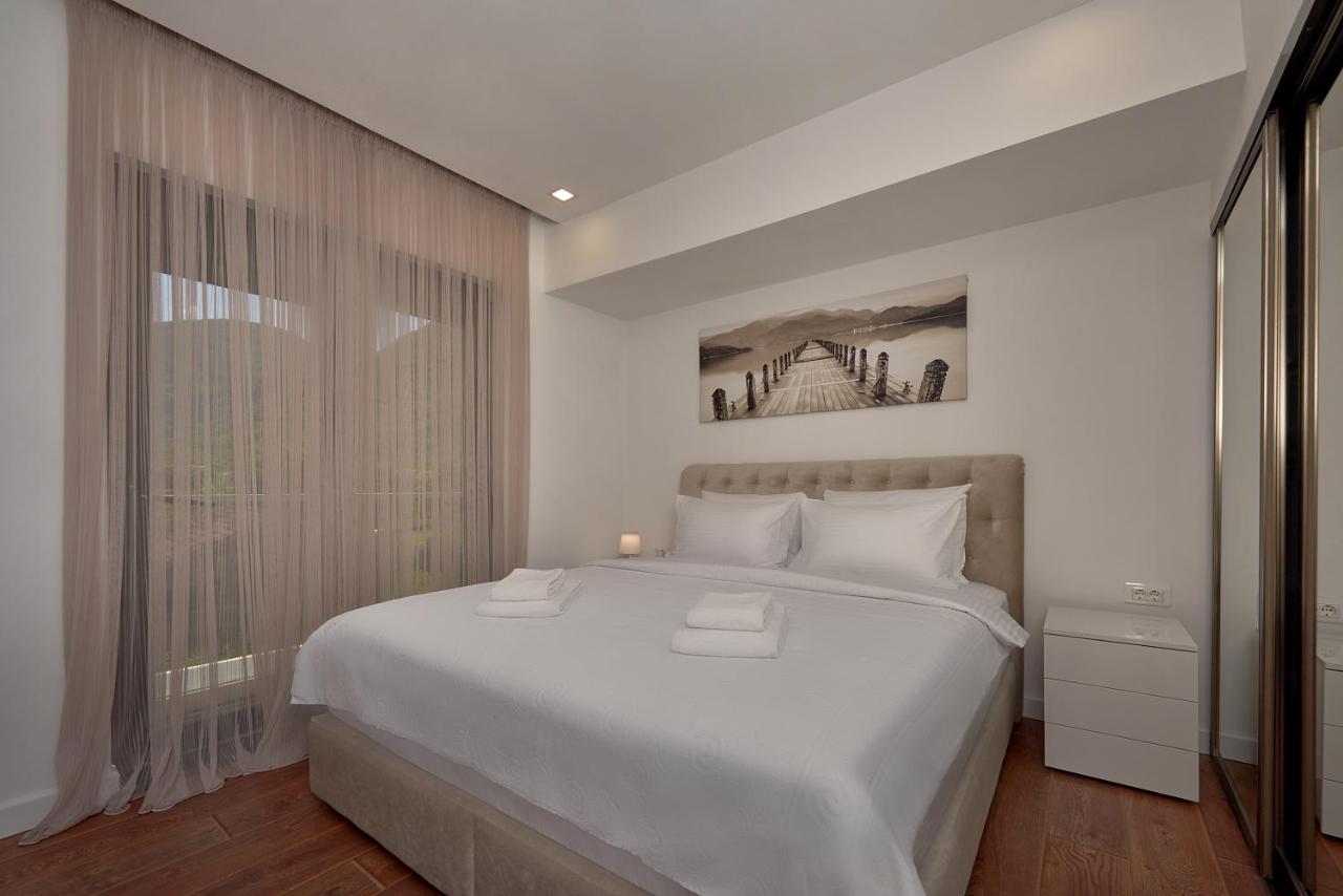 Georgiy Lux Apartments Lastva Grbaljska Екстериор снимка