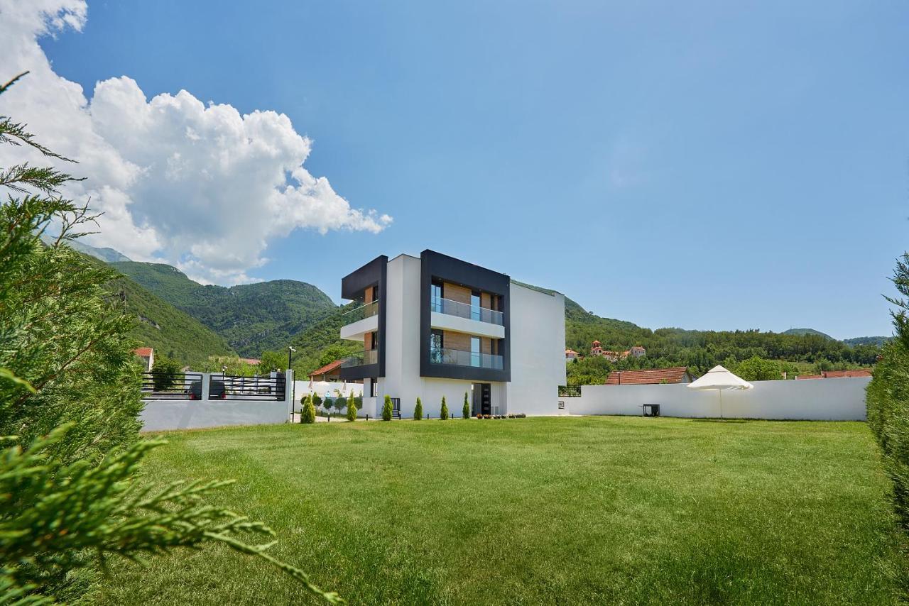 Georgiy Lux Apartments Lastva Grbaljska Екстериор снимка