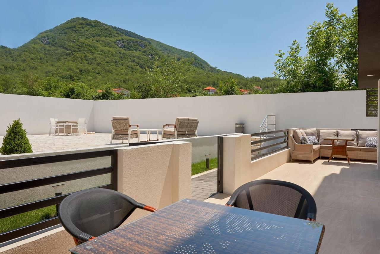Georgiy Lux Apartments Lastva Grbaljska Екстериор снимка