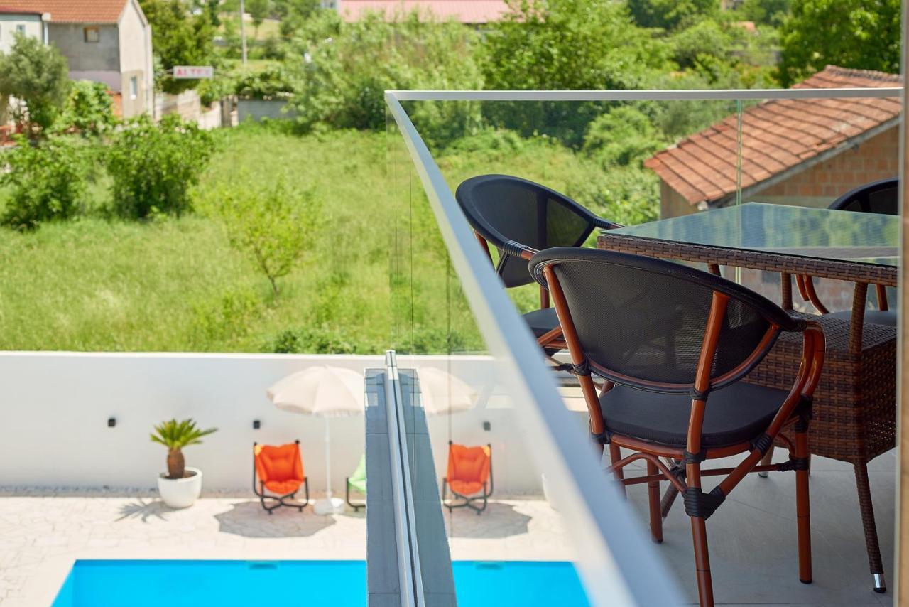 Georgiy Lux Apartments Lastva Grbaljska Екстериор снимка