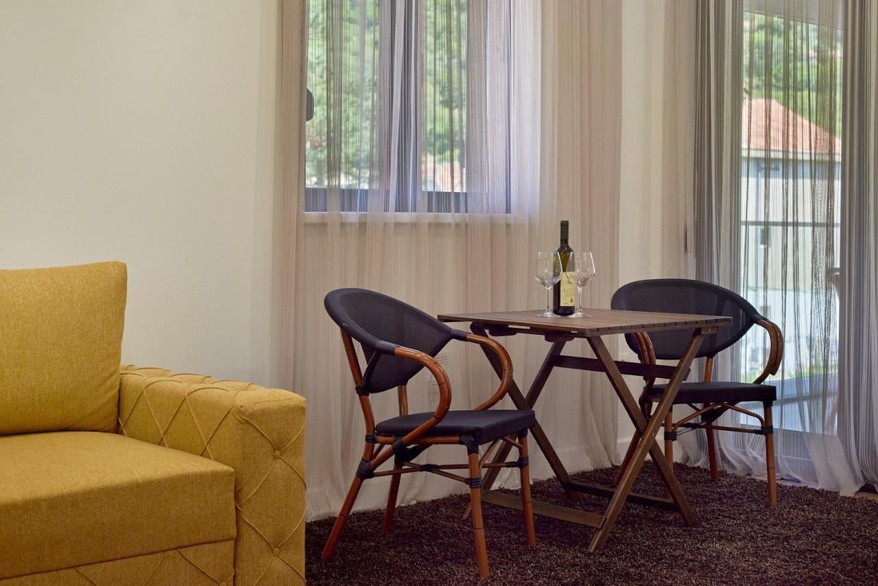 Georgiy Lux Apartments Lastva Grbaljska Екстериор снимка
